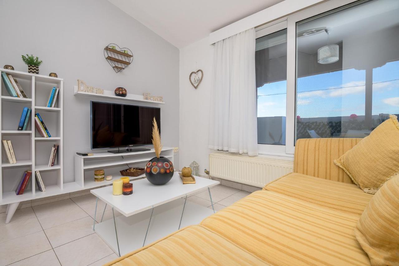 City Melody Apartment With Private Parking Alexandroupoli Esterno foto